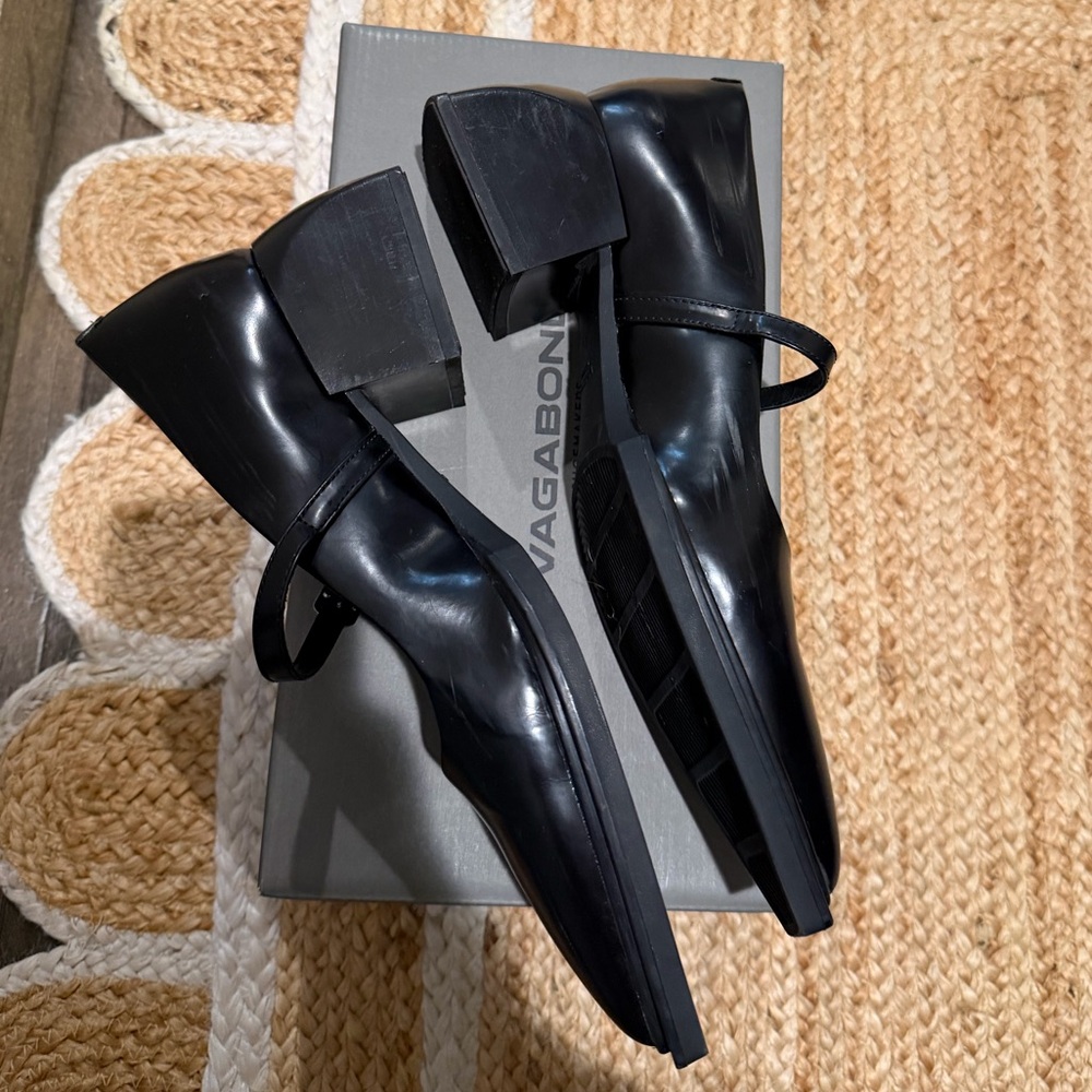 Vagabond Black Pointed Mary Jane Pumps with Silver Buckle - Picture 4 of 9